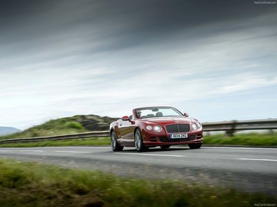 Bentley Continental GT Speed Convertible 2015 canvas poster