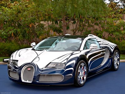 Bugatti Veyron Grand Sport LOr Blanc 2011 canvas poster