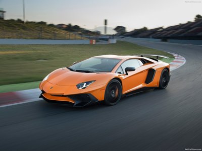 Lamborghini Aventador LP750-4 SV 2016 Poster 1245385