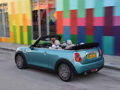 Mini Convertible 2016 puzzle 1245516