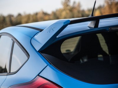 Ford Focus RS 2016 puzzle 1248957