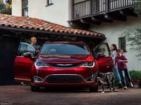 Chrysler Pacifica 2017 Sweatshirt #1249340