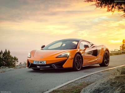 McLaren 570S Coupe 2016 Mouse Pad 1249681