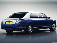 Bentley Mulsanne Grand Limousine by Mulliner 2017 Poster 1251302