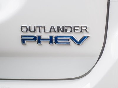 Mitsubishi Outlander PHEV 2017 tote bag #1252380