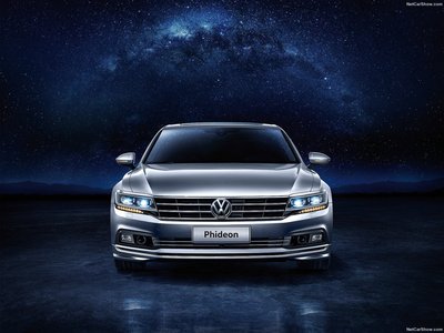 Volkswagen Phideon 2017 metal framed poster