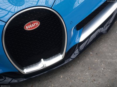 Bugatti Chiron 2017 poster