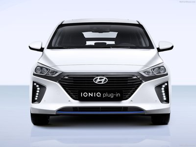 Hyundai Ioniq 2017 canvas poster