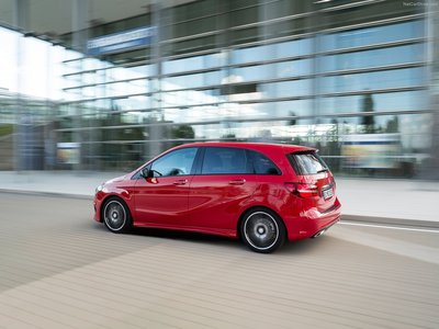 Mercedes-Benz B-Class 2015 Poster 1253913