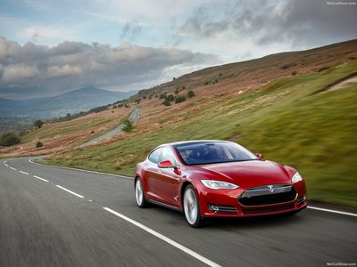 Tesla Model S UK 2013 Poster 1254460