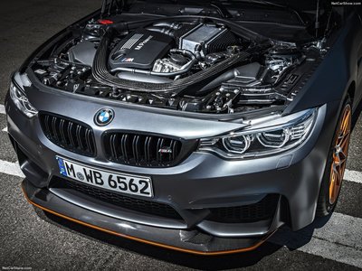 BMW M4 GTS 2016 Poster 1254770