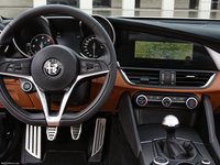 Alfa Romeo Giulia 2016 stickers 1255455