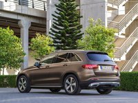 Mercedes-Benz GLC 2016 Longsleeve T-shirt #1256469