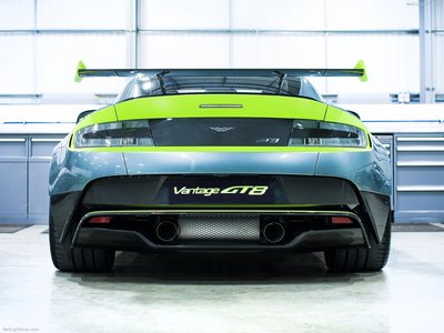 Aston Martin Vantage GT8 2017 Poster 1258856