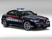Alfa Romeo Giulia Quadrifoglio Carabinieri 2017 Longsleeve T-shirt #1260581