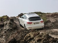 Maserati Levante 2017 Mouse Pad 1261414