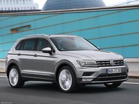 Volkswagen Tiguan 2017 Longsleeve T-shirt #1261584