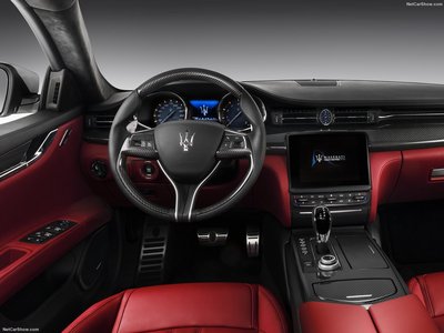 Maserati Quattroporte 2017 poster