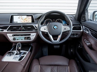 BMW 7-Series 2016 Mouse Pad 1262862