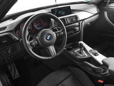 BMW 330e 2016 calendar
