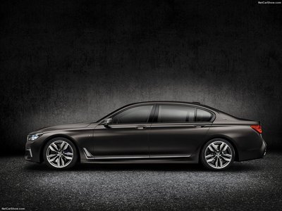 BMW M760Li xDrive 2017 calendar