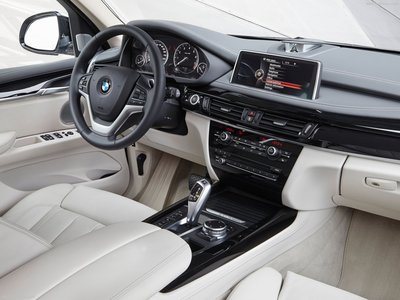 BMW X5 xDrive40e 2016 Mouse Pad 1267445