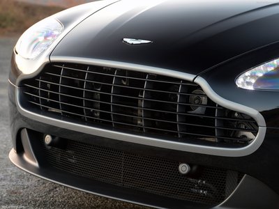 Aston Martin V8 Vantage GT Roadster 2015 calendar