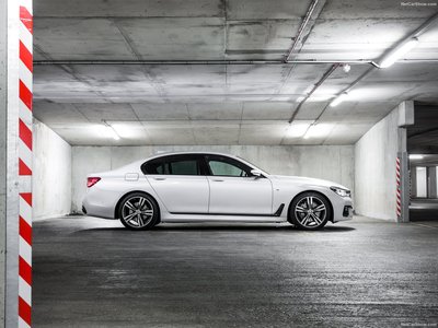 BMW 7-Series [UK] 2016 stickers 1269031