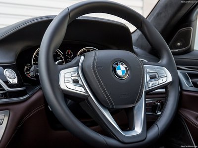 BMW 7-Series [UK] 2016 stickers 1269070
