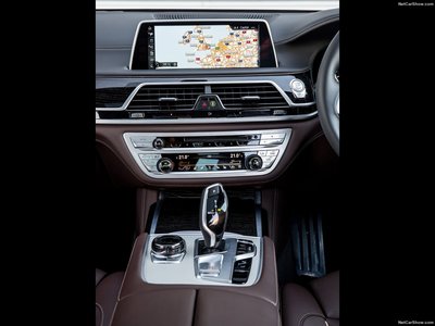 BMW 7-Series [UK] 2016 Mouse Pad 1269138