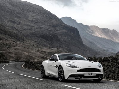 Aston Martin Vanquish Carbon White 2015 Poster 1270574