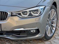 BMW 3-Series Touring 2016 Poster 1270929