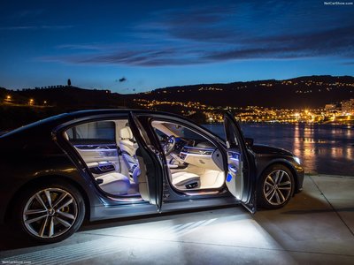 BMW 730d 2016 poster