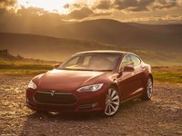 Tesla Model S UK 2013 Longsleeve T-shirt #1272622