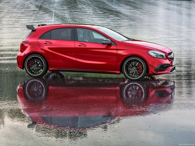 Mercedes-Benz A45 AMG 4Matic 2016 puzzle 1276642