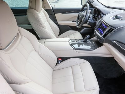 Maserati Levante 2017 stickers 1279543