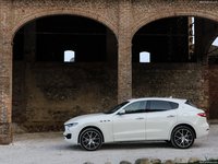 Maserati Levante 2017 Poster 1279565