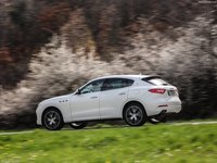 Maserati Levante 2017 Mouse Pad 1279577