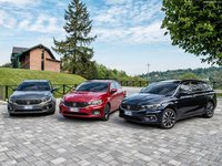 Fiat Tipo 5-door 2017 Longsleeve T-shirt #1280327