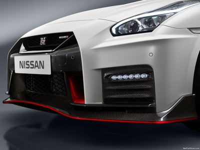 Nissan GT-R Nismo 2017 poster