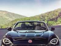 Fiat 124 Spider 2017 Mouse Pad 1280827
