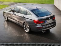 BMW 3-Series Gran Turismo 2017 Longsleeve T-shirt #1280911
