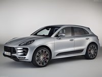 Porsche Macan Turbo with Performance Package 2017 Mouse Pad 1281040