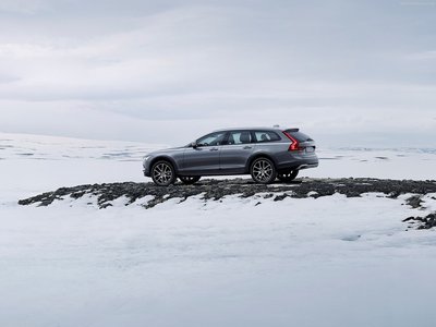 Volvo V90 Cross Country 2017 puzzle 1281947