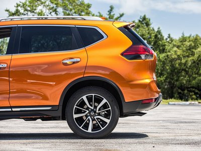 Nissan Rogue 2017 canvas poster