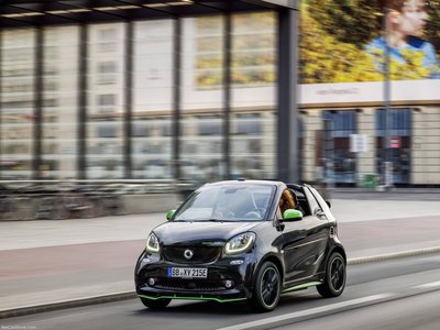 Smart fortwo Cabrio electric drive 2017 metal framed poster