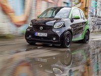 Smart fortwo electric drive 2017 Poster 1283216