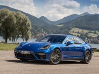 Porsche Panamera 2017 Sweatshirt #1283528