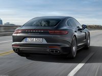 Porsche Panamera 2017 Mouse Pad 1283622