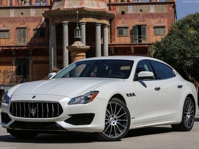 Maserati Quattroporte 2017 Poster 1284879